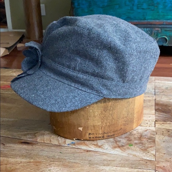 🦋 Grey hat - Picture 2 of 3